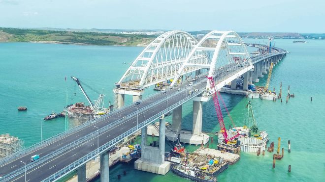 Британия ввела санкции против российских компаний, строивших мост в Крым