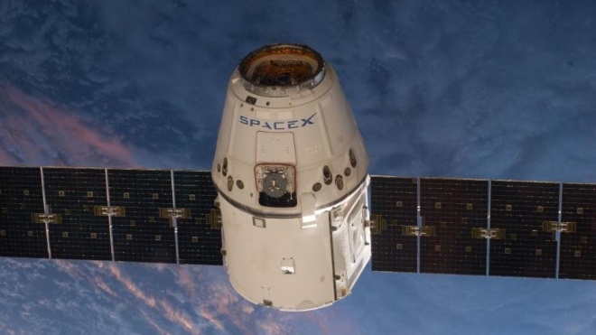 SpaceX вывела на орбиту космический корабль Cargo Dragon, который доставит на МКС еду и оборудование для опытов