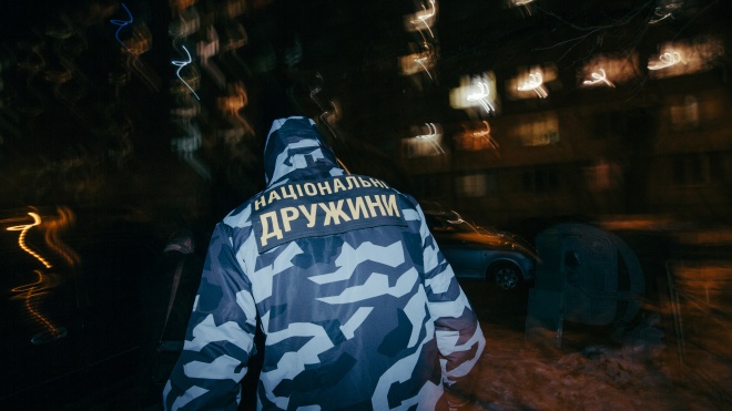 «Нацдружины» устроили столкновения с полицией во время встречи Порошенко с избирателями в Ивано-Франковске