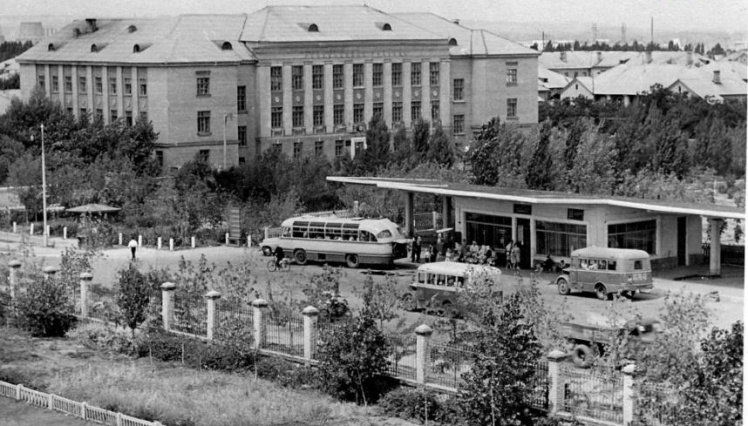 Автостанція, 1958 рік. 