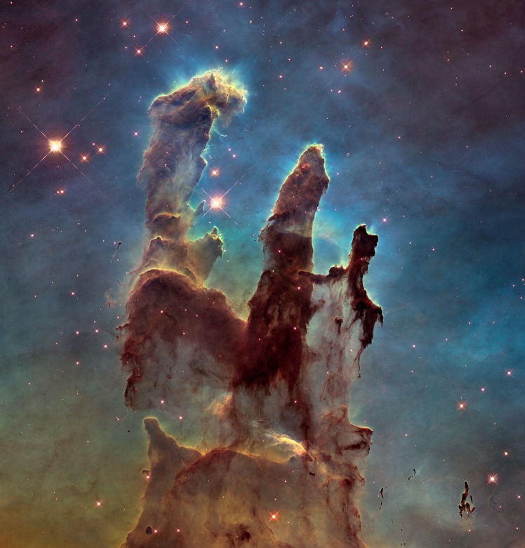 «Столпы Творения» — рождение новых звезд в Туманности Орел. Фото 2014 года.