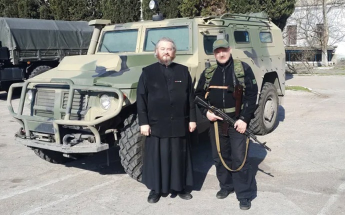 Отец Дмитрий (Василенков) в Крыму. Март 2014 года.