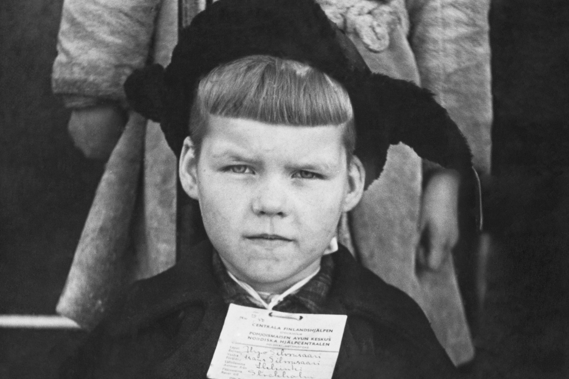 Фінський хлопчик, який став біженцем після вторгення СРСР, 1940 рік.
