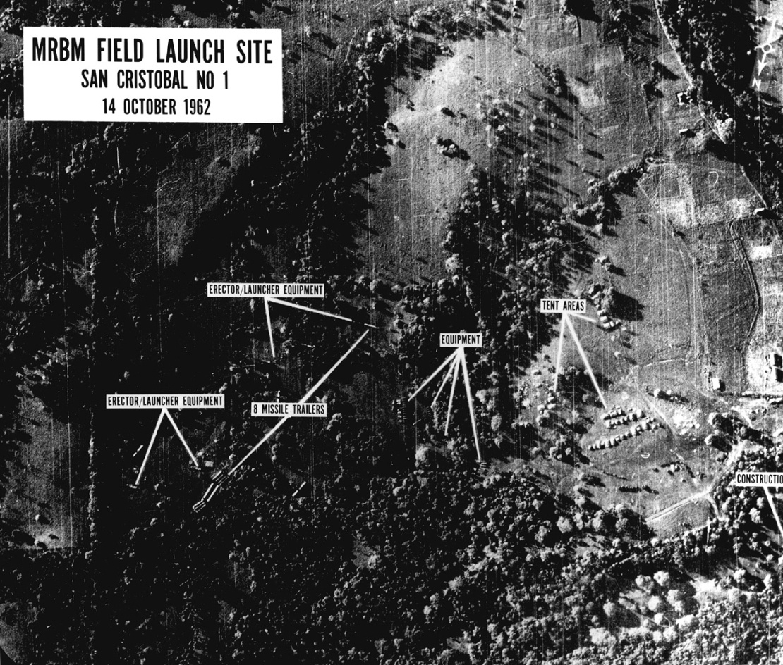 Аерофотозйомка споруджуваних на Кубі радянських ракетних баз, 14 жовтня 1962 року. Два дні потому цей знімок показали президенту Кеннеді.