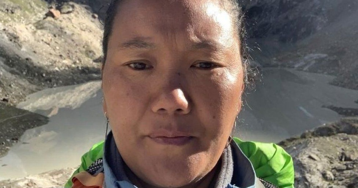 In Nepal, a woman climbed Everest for the tenth time