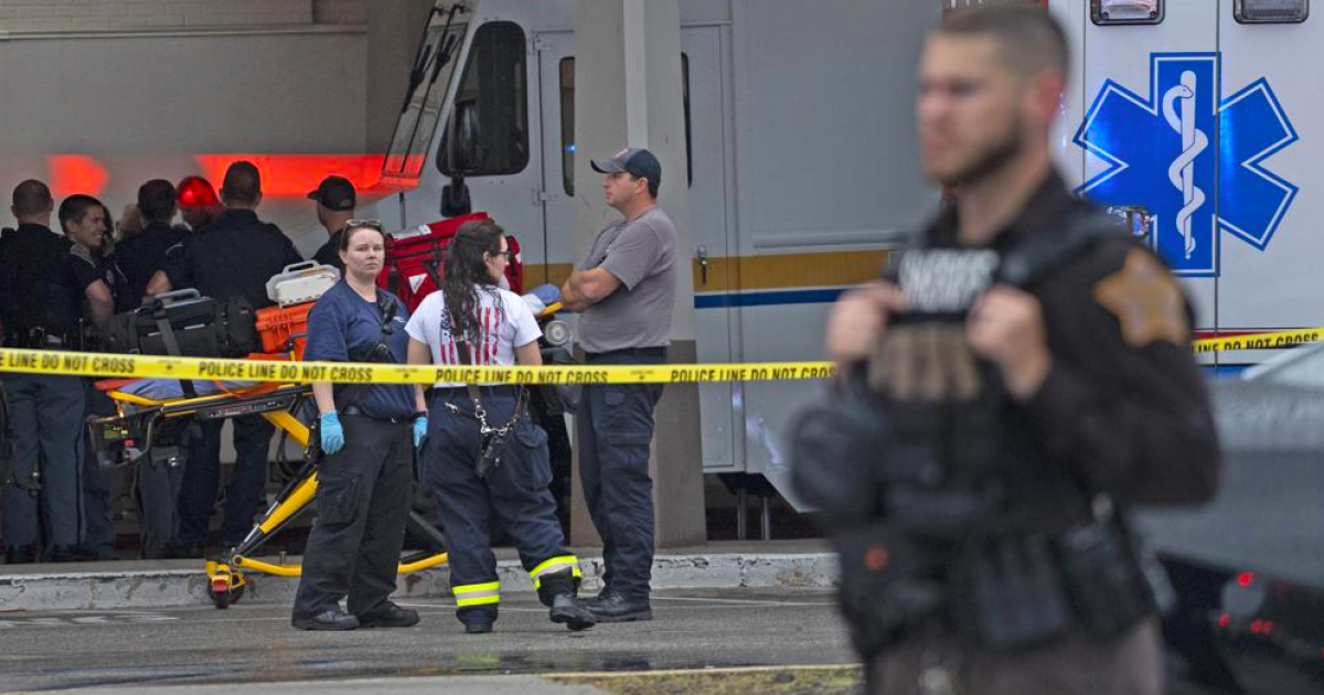 There was a shooting in a shopping center in USA: at least 3 people ...