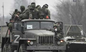 Bloomberg: росія шукає на війну проти України ще 400 тисяч контрактників, але це нереально