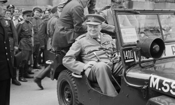 57 лет назад умер Уинстон Черчилль. Вспоминаем слова британского премьера — о Второй мировой, ее причинах, наивности пацифистов и общей борьбе с агрессором