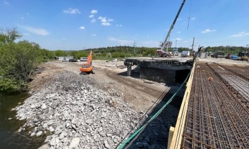 Traffic on the bridge over the Irpin River in Stoyanka will resume on May 29. The crossing was blown up at the beginning of the war
