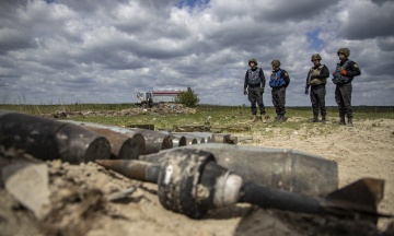 The Ukrainian army liberated the Kyiv Oblast almost two months ago. Sappers continue the demining. Hereʼs what it looks like — a photo report by Stas Kozliuk