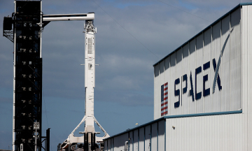 SpaceX запланировала в этом году запустить 52 ракеты — по одному запуску в неделю