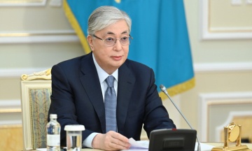 Президент Казахстана Токаев заменил Назарбаева на посту главы провластной партии. Он заявил о просчетах первого лидера