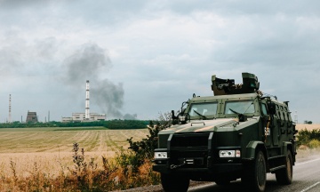 Serhiy Haidai, Head of the Luhansk Oblast Military Administration: The Russians are advancing near Verkhnokamyanka and storming near the Lysychansk Oil Refinery