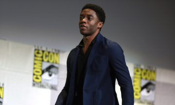 “Black Panther” star Chadwick Boseman to receive posthumous star on Hollywood Walk of Fame
