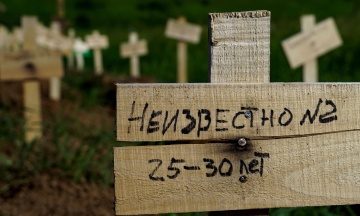 «Кожен двір був кладовищем». Лікар-терапевт у 2014 році тікав від війни в Донецьку, а зараз ― пішки виходив із Маріуполя та ледве не підірвався на міні ― історія