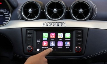 This autumn Apple will launch payment for fuel from the dashboard of the car