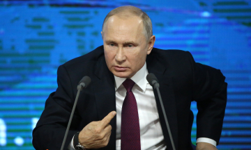 Путин просит Госдуму дать основания оставить на территории Украины своих «миротворцев»