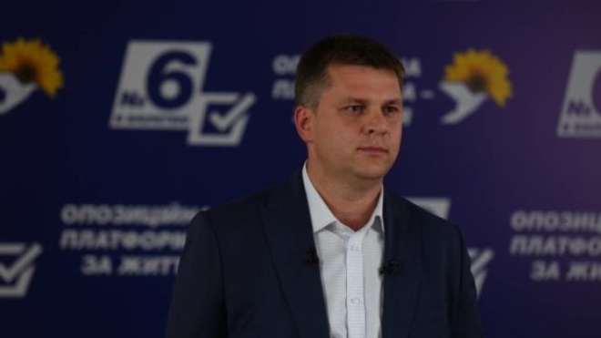 Депутат міськради Харкова від ОПзЖ назвав Майдан «держпереворотом» і не захотів говорити українською. Його виштовхали з трибуни