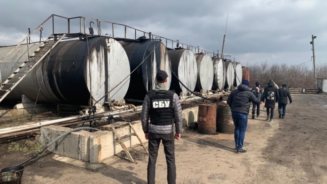 В Кировоградской области СБУ обнаружила подпольный нефтеперерабатывающий завод с контрафактом на почти 6 млн гривен