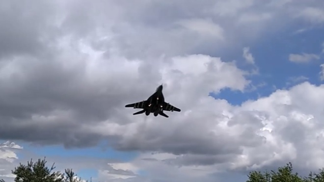 В Беларуси для сопровождения самолета с оппозиционером поднимали истребитель с боевыми ракетами «воздух-воздух»