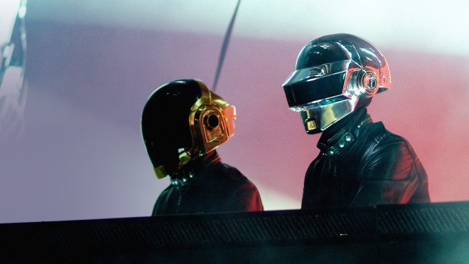 Группа Daft Punk распалась после 28 лет на сцене — все постят прощальные мемы. Вот 15 лучших: со «Звездными войнами», Павлом Зибровым и Губкой Бобом