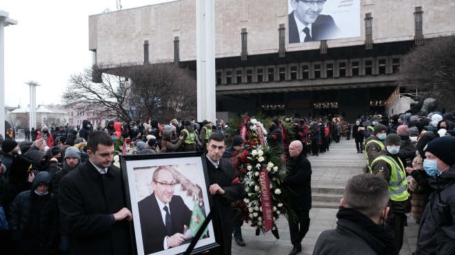 Харьковский горсовет проголосовал за увековечение памяти Кернеса. Что планируется — пока не решили