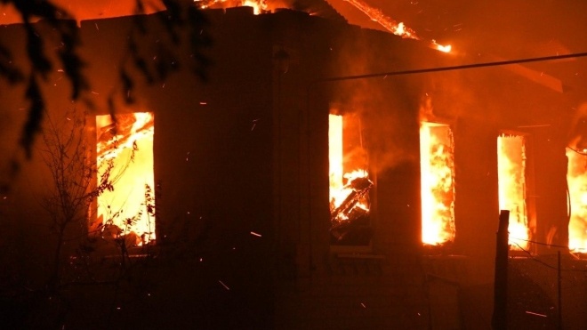 Пожары в Луганской области: шести сотрудникам ГСЧС объявили о подозрении из-за тушения огня «на бумаге»