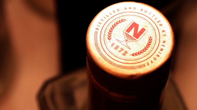 В Украине впервые лицензию на производство спирта выдали частной компании — ее получила Nemiroff