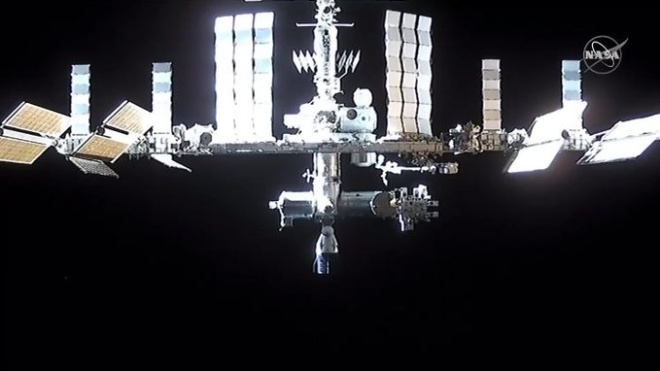 Космічний корабель Cargo Dragon зістикувався з МКС
