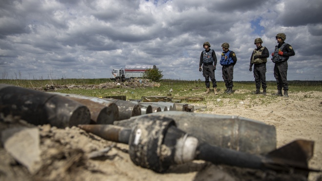 The Ukrainian army liberated the Kyiv Oblast almost two months ago. Sappers continue the demining. Hereʼs what it looks like — a photo report by Stas Kozliuk
