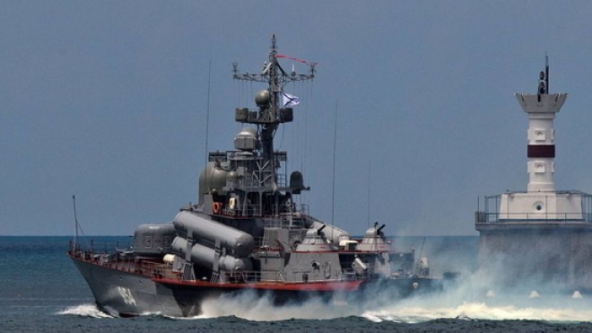 Росія розпочала масштабні військово-морські навчання у Чорному морі