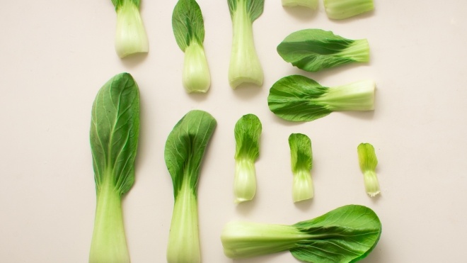 В Шотландии вызвали полицию из-за мужчины с «оружием» в пакете. То оказался лук-порей