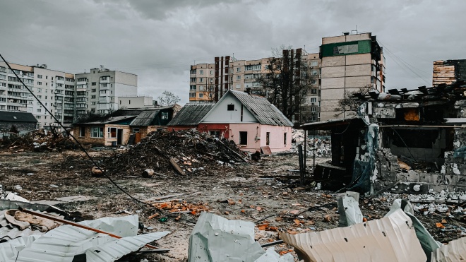 In two weeks, Kyivans cleared of debris almost all of Irpin suburb. Volunteers dismantled destroyed buildings, cleaned streets and fed abandoned animals — a report