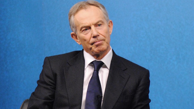 Эксминистра Великобритании Тони Блэра обвинили в нарушении карантина. Он не выдержал самоизоляции и пошел в бар