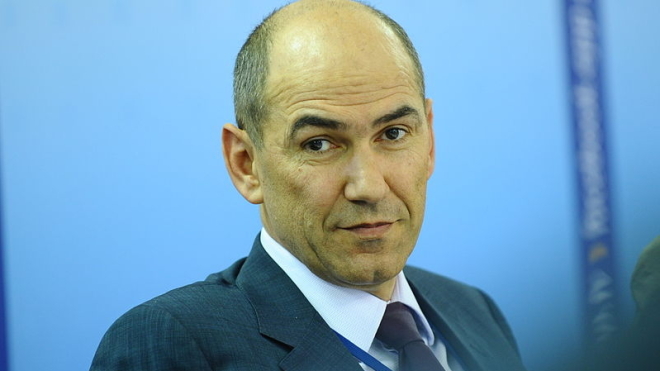 Премьер Словении поздравил Трампа с «победой» на выборах. Но результатов еще нет