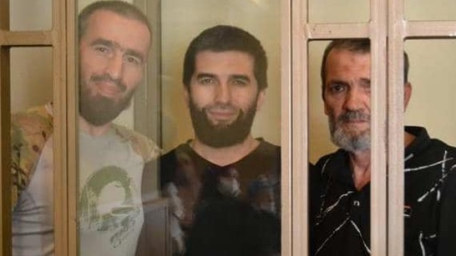 «Дело Хизб ут-Тахрир»: российский суд отправил в тюрьму трех крымских татар. Украина требует отменить приговоры