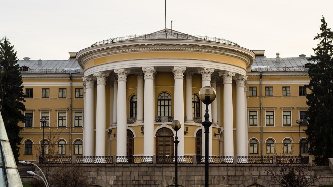 Суд заарештував Будинок профспілок та Жовтневий палац у справі про корупцію в Федерації профспілок