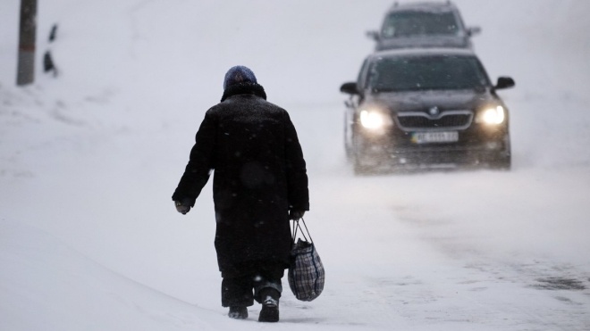 В Одеській області через снігопад закрили дві траси