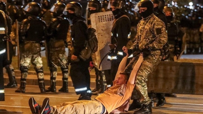 «Уровень насилия зашкаливает». Беларусский активист Стрижак рассказал о действиях силовиков во время акций протеста