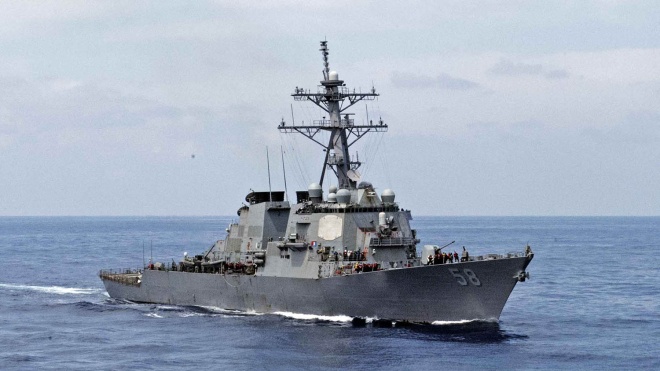 Американский миноносец USS Laboon направляется в Черное море