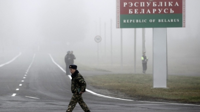 З 1 вересня українці зможуть вʼїжджати до Білорусі за закордонним паспортом. До цього їздили за внутрішнім