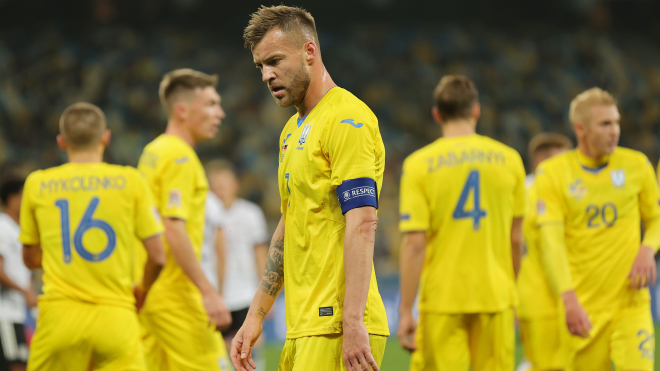 Украина дебютировала на Евро-2020 с поражения Нидерландам