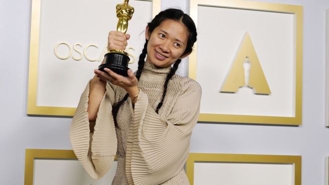 Влада Китаю заборонила ЗМІ писати про те, що режисерка Хлої Чжао отримала «Оскар»