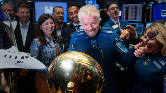 Полет миллиардера Брэнсона в космос: онлайн-трансляция