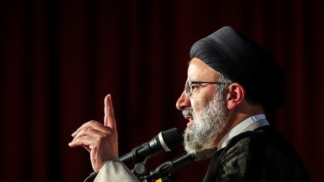 На президентских выборах в Иране победил Ибрагим Раиси. Его кандидатуру поддерживал верховный лидер