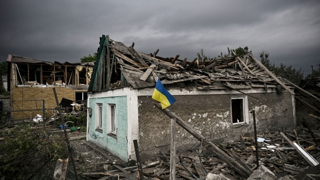 Війна. Окупанти обстріляли Дніпропетровщину з «Ураганів», США відправлять Києву зброї ще на мільярд доларів, а суд заборонив Соціалістичну партію України. День 113: онлайн