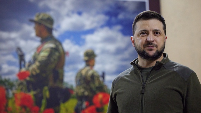 Volodymyr Zelenskyy gave a long interview to Russian “liberal journalists” 🤣 He told about Mariupol, occupiersʼ corpses, talks with Russia and Mausoleum for Putin ― key points in 13-paragraphs