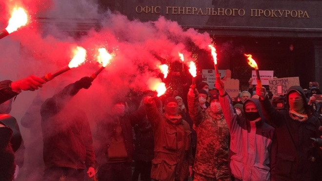 Участники акции в поддержку Стерненко пришли под Офис генпрокурора, требуют отставки Венедиктовой