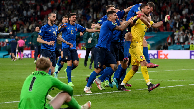 Італія — чемпіон Європи з футболу