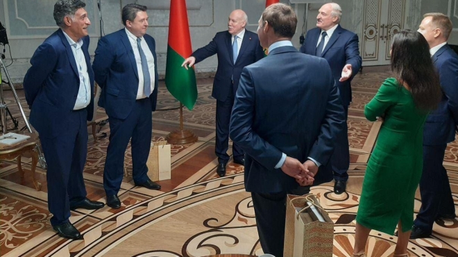 Лукашенко пояснив невдоволення білорусів надто довгим правлінням, навʼязливою пропагандою та появою буржуїв